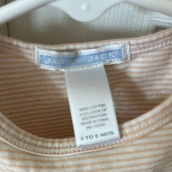 Janie And Jack Crab Shortie Romper - Picture 3 of 6